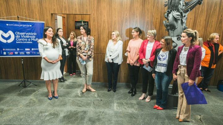 Representantes do MPC/SC participam de reunião do Observatório da Violência contra a Mulher